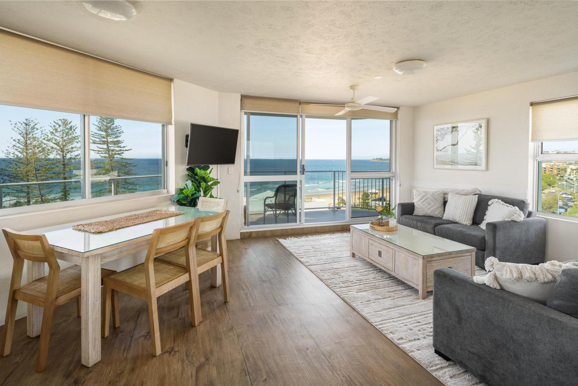Mandolin Beachfront Resort Alexandra Headland Exteriör bild